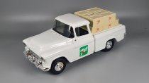 Ertl, 1955, Chevy Pick Up Truck, 7 UP, Bank, 1/24 Scale, TU24-1692