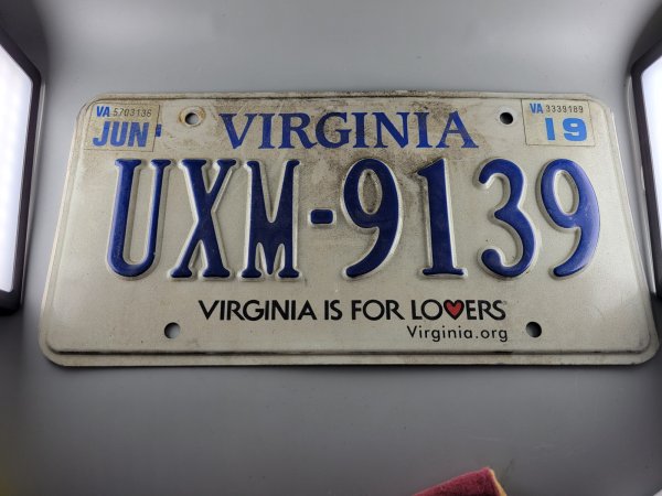 Virginia License Plate, Sticker June 2019, Tag UXM-9139,  25-3006