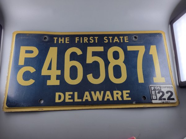 Delaware License Plate, Sticker February 2022, Tag PC 465871,  25-3004