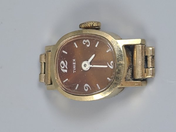 Timex Watch, Wind Up, Case & Movement, Not Working, 25w-0015