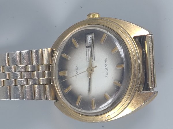 Timex Watch, Model Electronic, Day Date, Not Working, 25w-1734