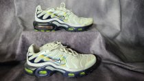 Nike, Air Max Plus White Multi Swoosh, Youth Size 5, DV7140-100, Shoe-201